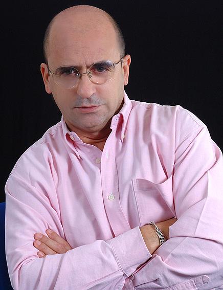 Carlos Rosado.jpg